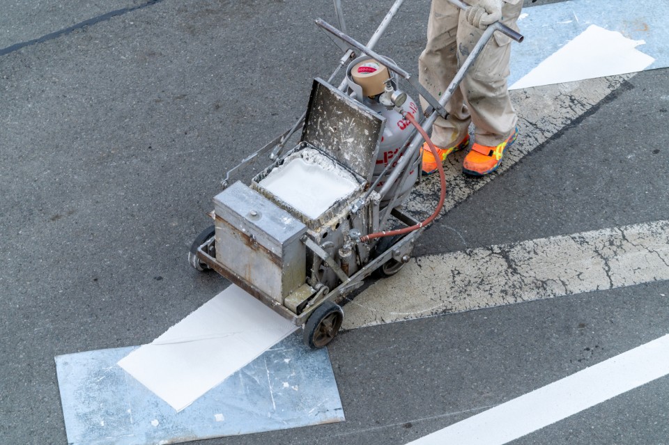 pixta_87749852_M-960x639